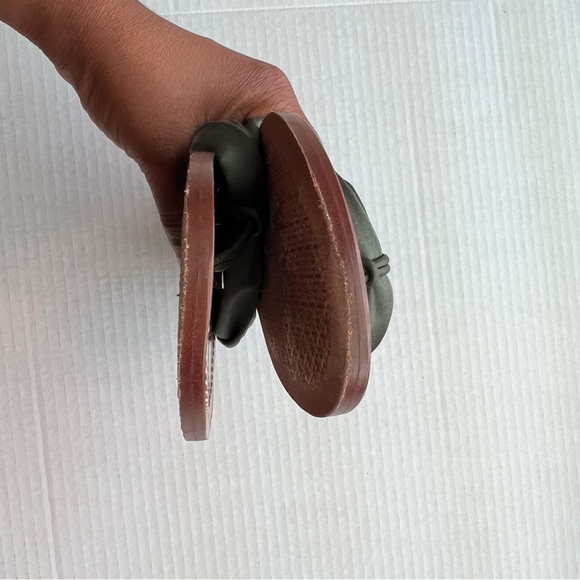 Tory Burch Carson Flat Thong Satin Sandals - Picture 2 of 5